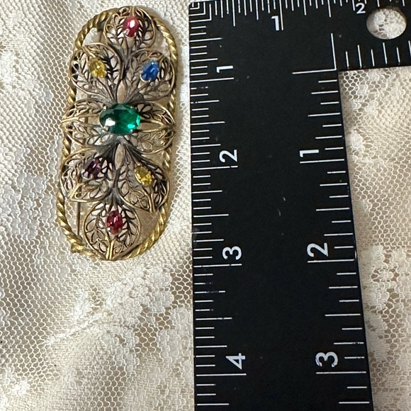 Vintage Gold Toned Filigree Brooch with Multicolored Gems no signature - Picture 9 of 9